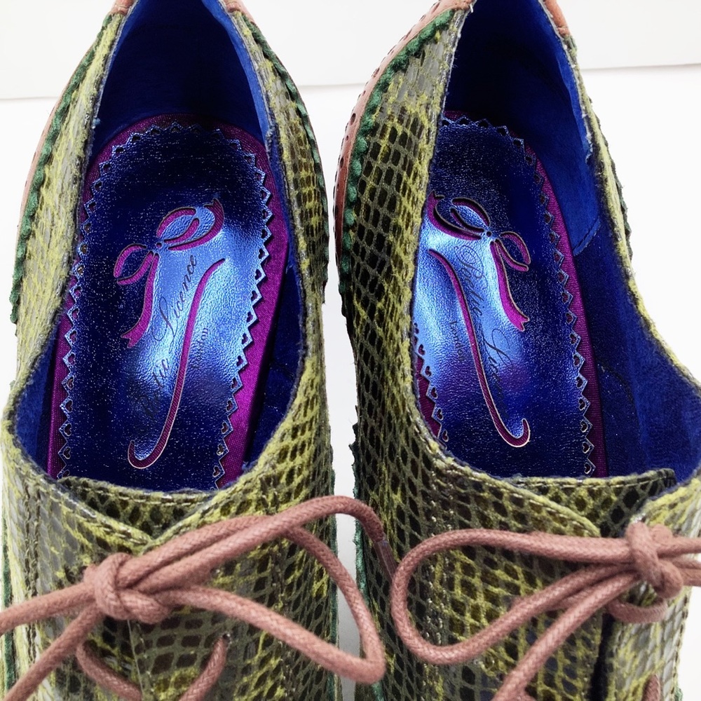 🆕{Poetic Licence} Wild Safari Oxford Wedge - Picture 3 of 16